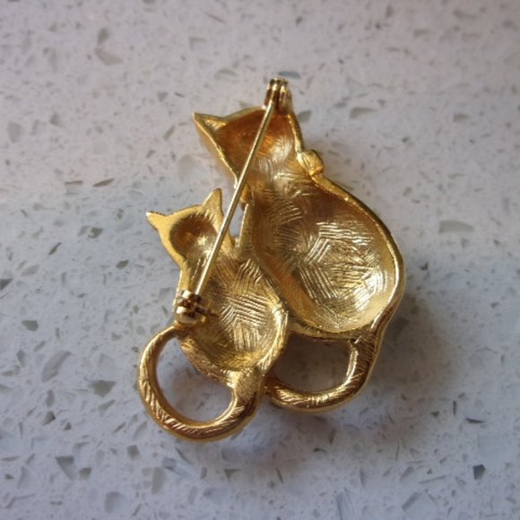 Cat Pin Brooch Gold Tone & Enamel & Rhinestone - Picture 2 of 3